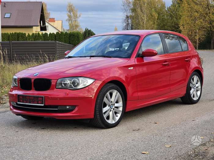BMW 118, 2.0 l., Хэтчбек