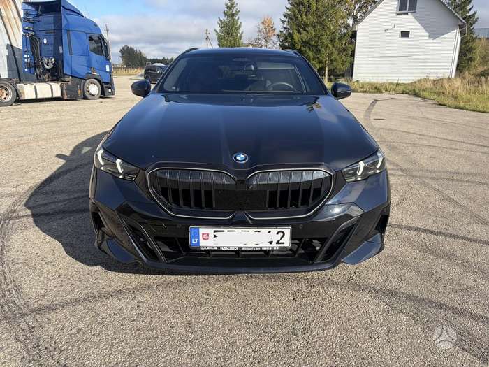 BMW 520, Универсал