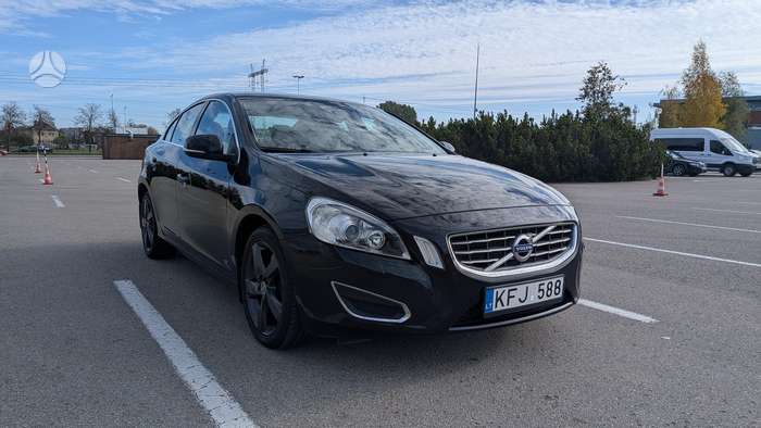 Volvo S60, 2.0 l., sedanas