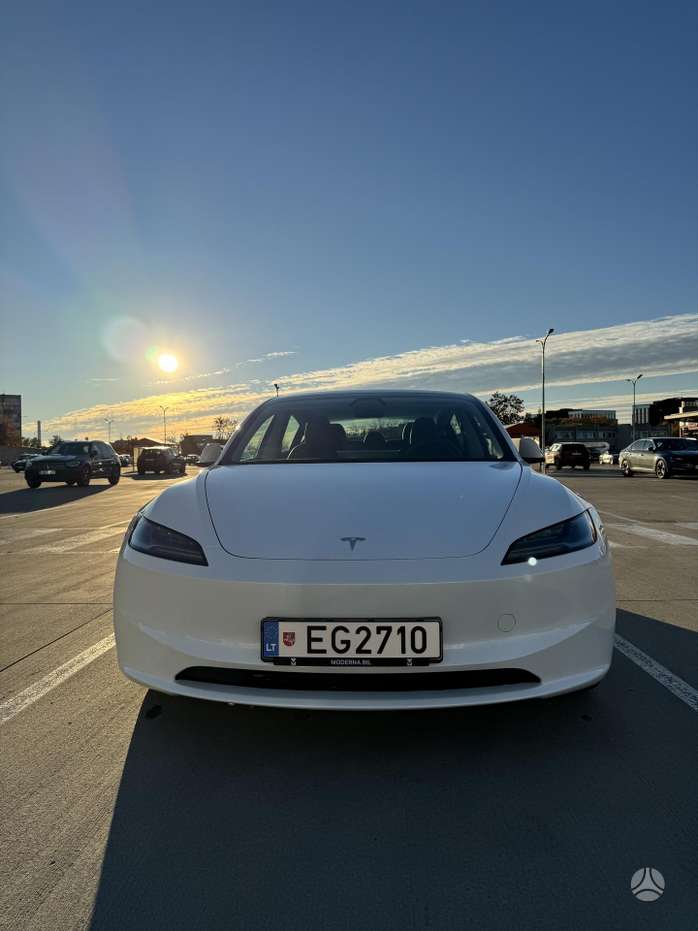 Tesla Model 3, 82 кВт·ч, Седан