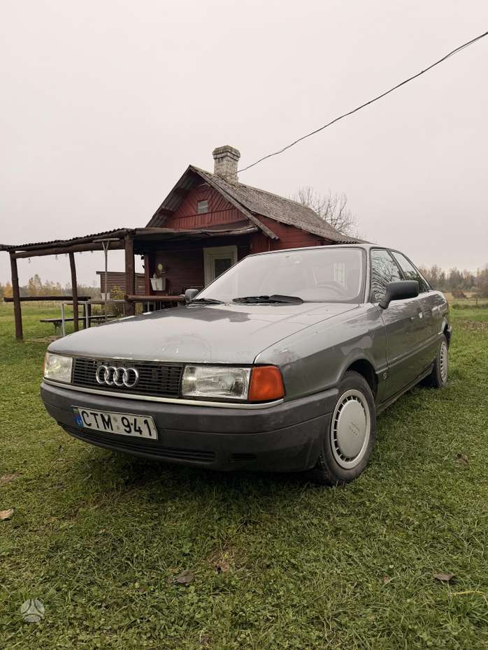 Audi 80, 1.8 l., Седан