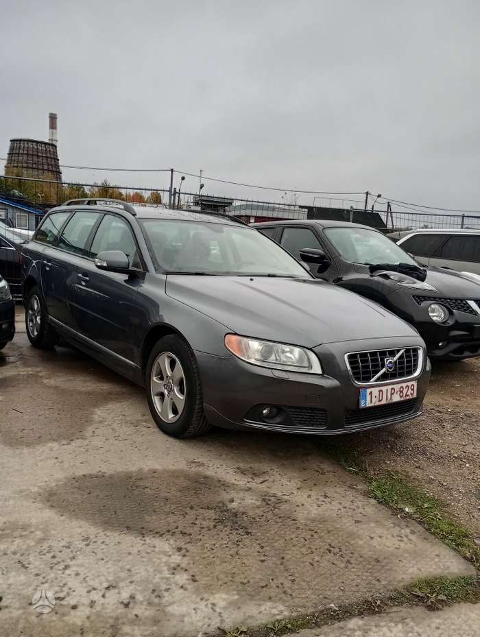 Volvo V70, 2.0 l., Универсал