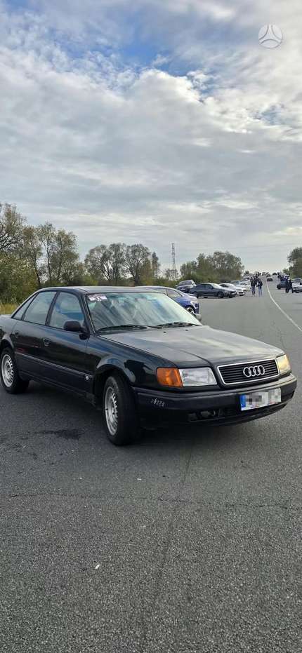 Audi 100, 2.0 l., Седан