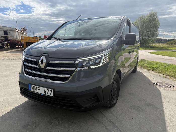 Renault Trafic, 2.0 l., Коммерческий