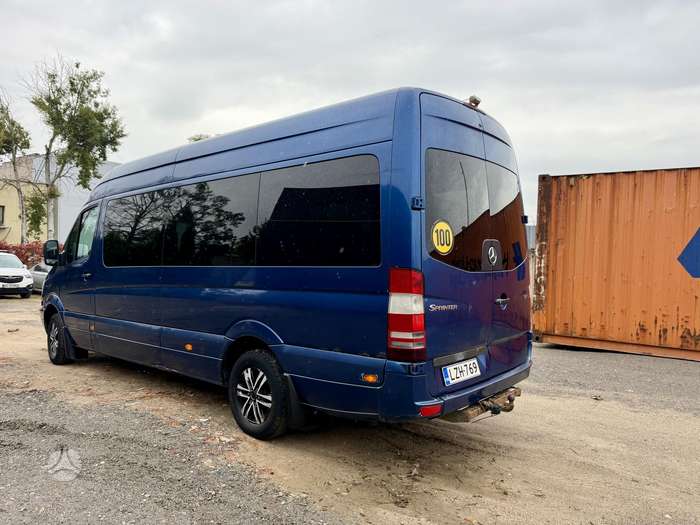 Photo 2 of 4