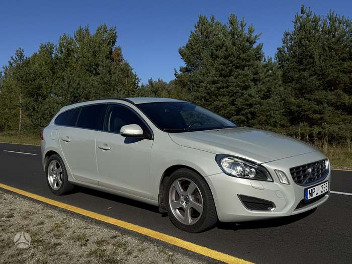 Volvo V60, 2.0 l., Универсал