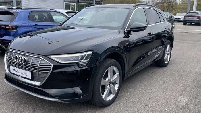 Audi e-tron, Внедорожник / Кроссовер