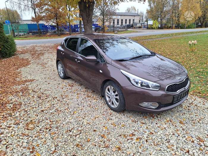 Kia Ceed, 1.6 l., Хэтчбек