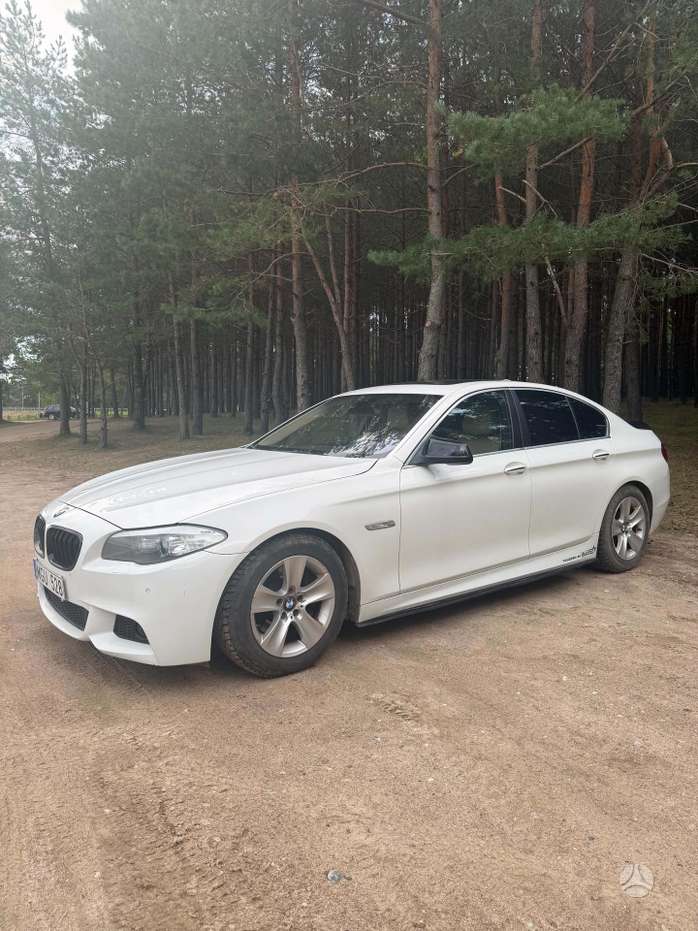 BMW 528, 2.0 l., Седан