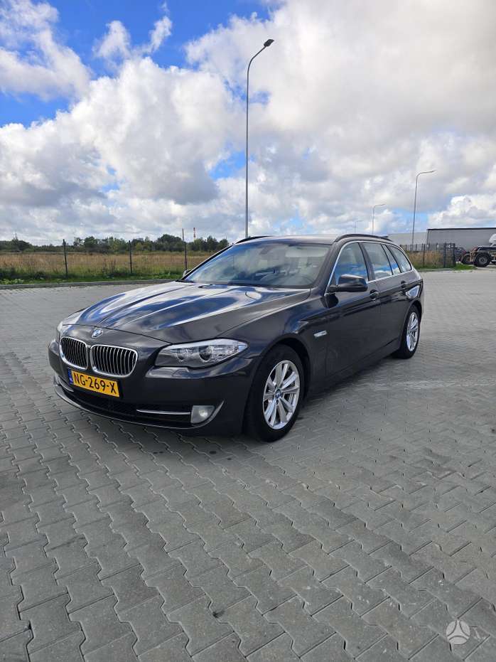 BMW 520, 2.0 l., Универсал