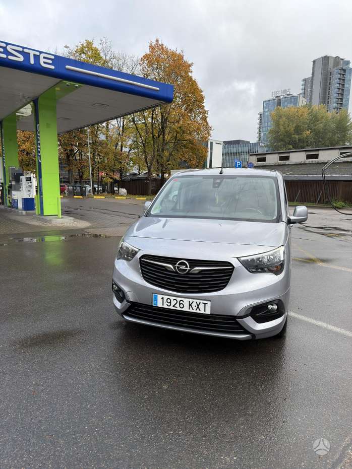 Opel Combo, 1.2 l., Минивэн