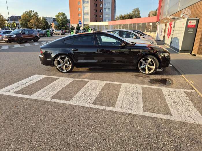 Audi A7, 3.0 l., hatchback
