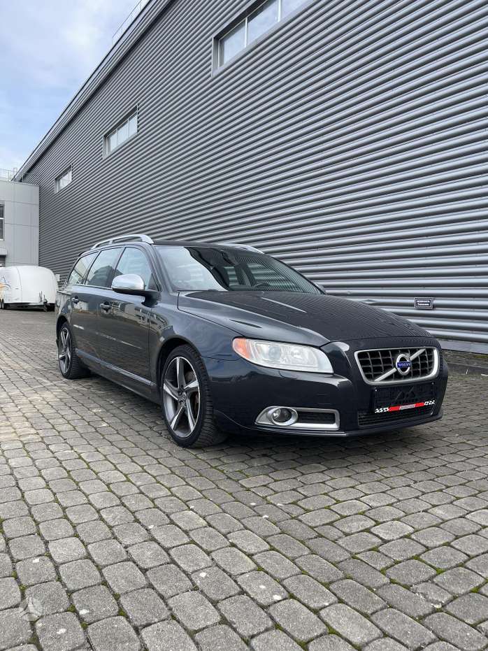 Volvo V70, 2.0 l., Универсал