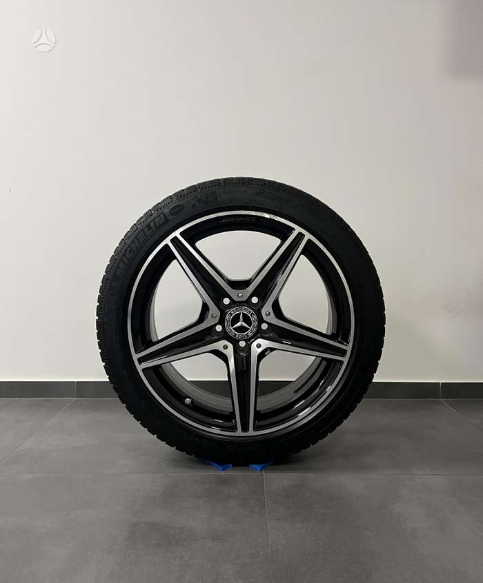 Mercedes-Benz W205 AMG ORIGINALŪS RATAI, light alloy, R18 | A32785568
