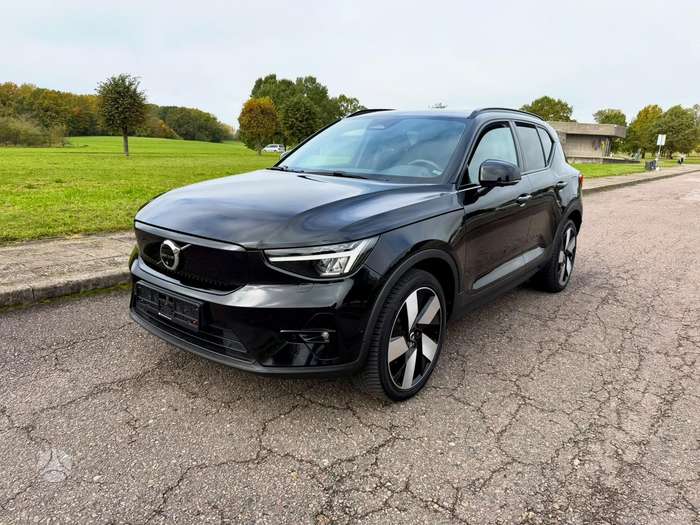 Volvo XC40, Внедорожник / Кроссовер