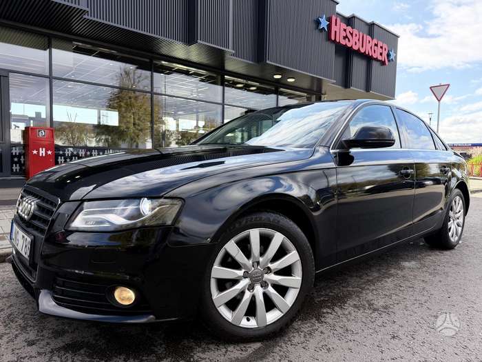 Audi A4, 2.0 l., Седан