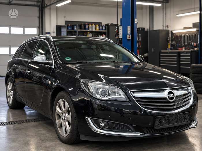 Opel Insignia, 2.0 l., Хэтчбек
