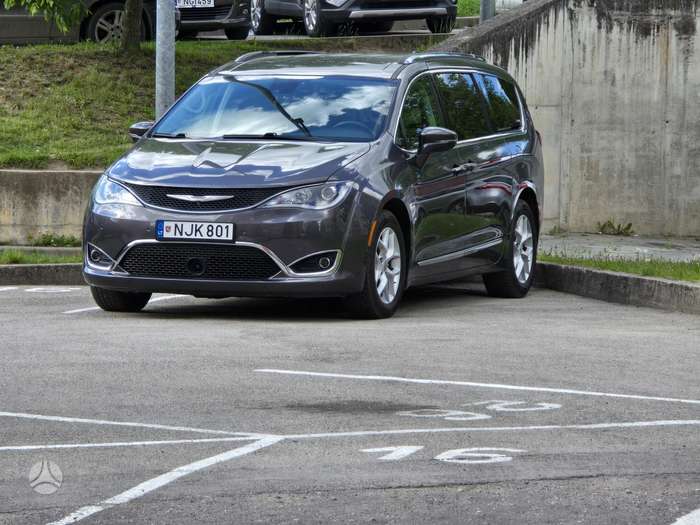 Chrysler Pacifica, 3.6 l., Минивэн