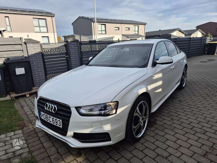 Audi A4, 2.0 l., Седан