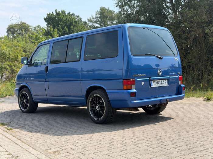 Photo 3 of 4