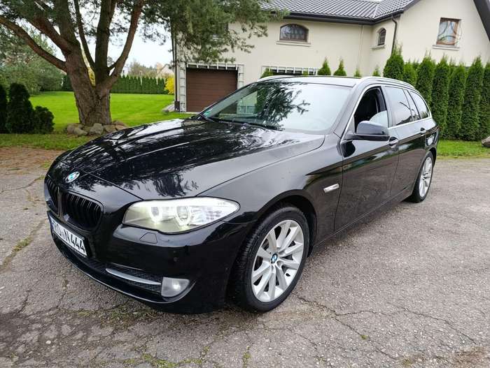 BMW 530, Универсал