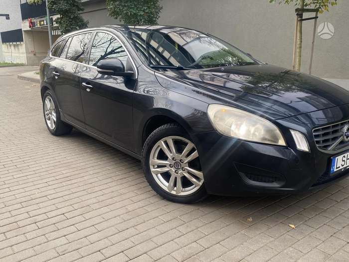 Volvo V60, 2.0 l., Универсал