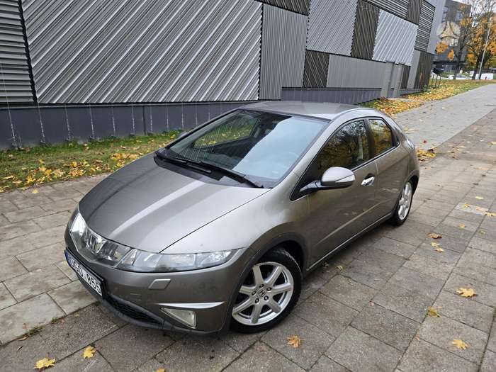 Honda Civic, hatchback