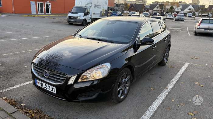 Volvo V60, Хэтчбек