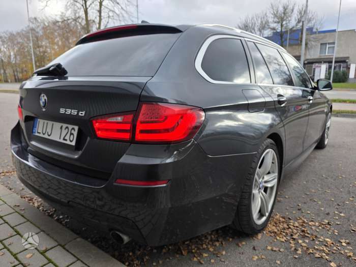 Photo 3 of 4