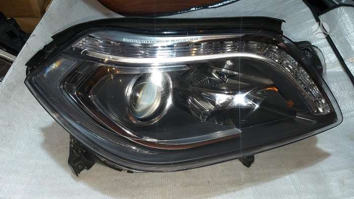MercedesBenz GL klasė Gl w166 right led halogen headlight