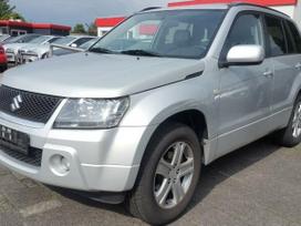 Suzuki Grand Vitara Darbo laikas i v 8 00 16 00 val variklio nėra