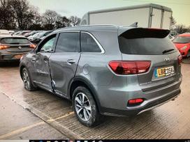 Kia Sorento Dalimis is anglijos engine type d4hb gearbox type mdht