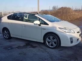 Toyota Prius по частям. Europa navigacija visi airbagai ir lubos yra maza