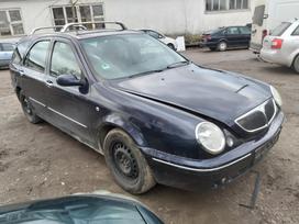 Lancia Lybra dalimis. Automobilis ardomas dalimis запасные части автомобиля