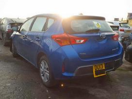 Toyota Auris for parts. Hibridas su maza rida reali rida 52000 miles varikli