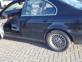 BMW 530 rezerves daļās