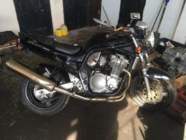 Suzuki GSF (Bandit), ielas motocikls
