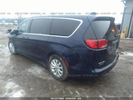 Chrysler Pacifica по частям