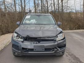 Volkswagen Touareg Variklio kodas cgr pavaru dezes lsk dazu kodas lr7m rida 1
