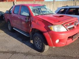 Toyota Hilux rezerves daļās. Oyota hilux 2 5 d 4d 88kw pārdodu rezerves daļ