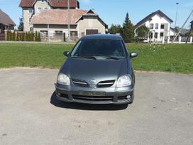 Nissan Almera Tino