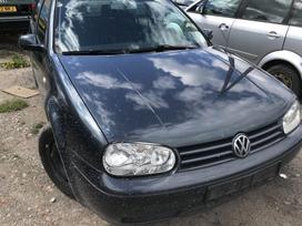 Volkswagen Golf dalimis. Spalva tamsiai pilkal lc7v variklis 1 6 aus