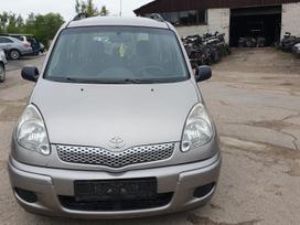 Toyota Yaris Verso