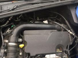Ford Focus variklio detalės