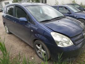 Toyota Corolla Verso for parts. Automobilis ardomas dalimis запасные части автомобил