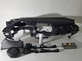 Toyota C-HR for parts. saugos pagalvių komplektas dalys yra originalios