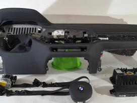 BMW X6 for parts. saugos pagalvių komplektas dalys yra originalios