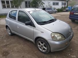 Toyota Yaris rezerves daļās. Automobilis ardomas dalimis запасные части авто