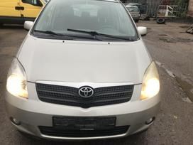 Toyota Corolla Verso по частям