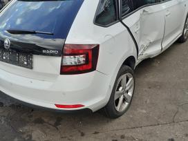 Skoda Rapid dalimis